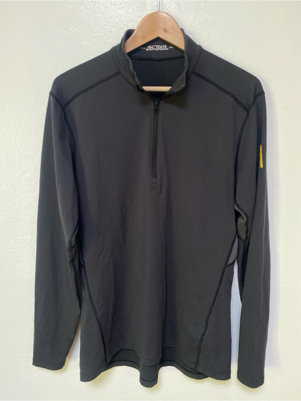 Arc'teryx Men's XL Phase AR Zip Neck Longsleeve Baselayer Jumper Sweater